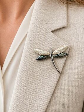 Vintage Dragonfly Brooch Abalone Mother of Pearl Mosaic Inlay Silver Tone Pin